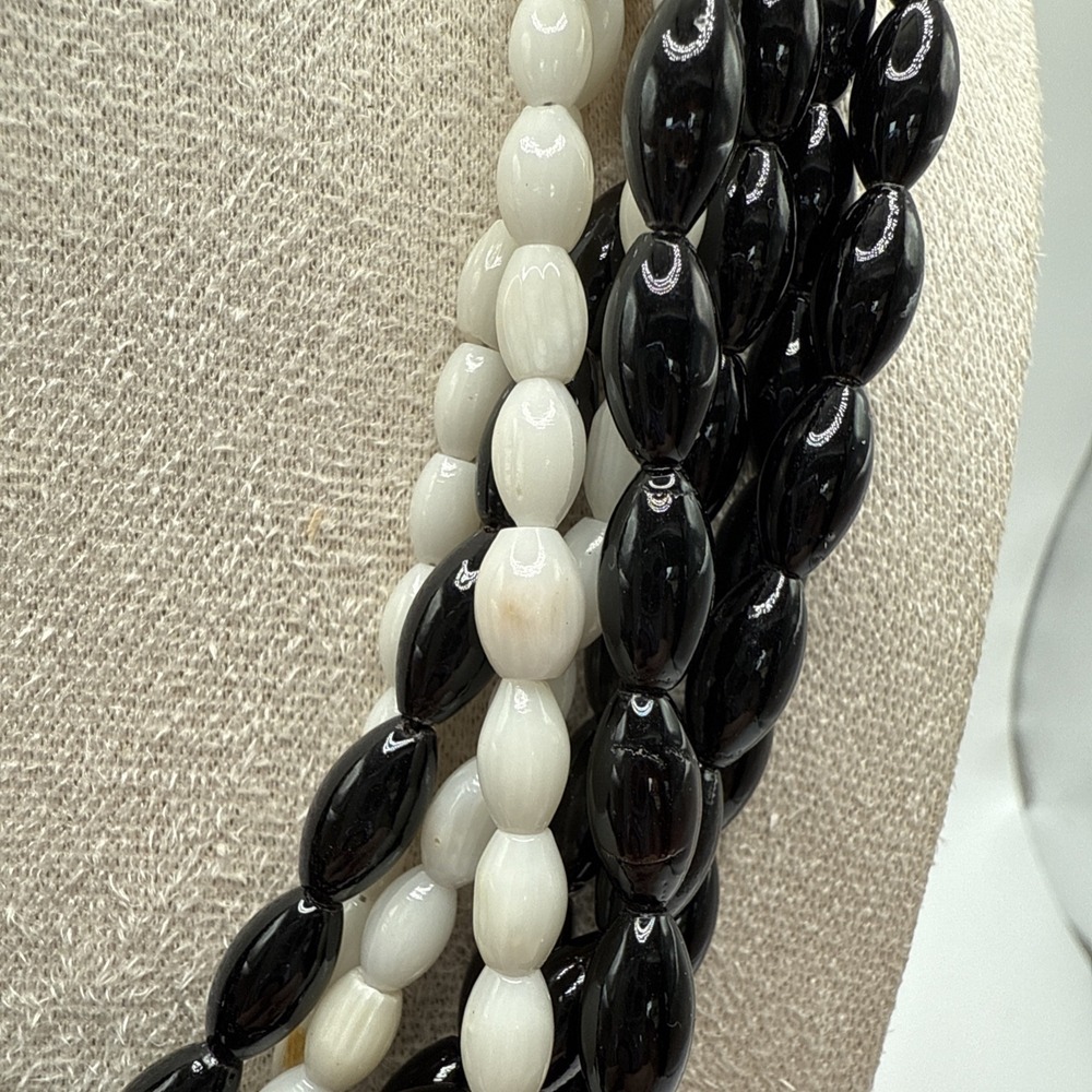 JAY KING DTR Sterling Silver Black Onyx White Coral Beaded Torsade Necklace - Picture 2 of 9